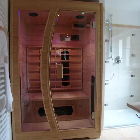 アパート Alpensonne ノイシュティフト・イム・シュトゥーバイタール